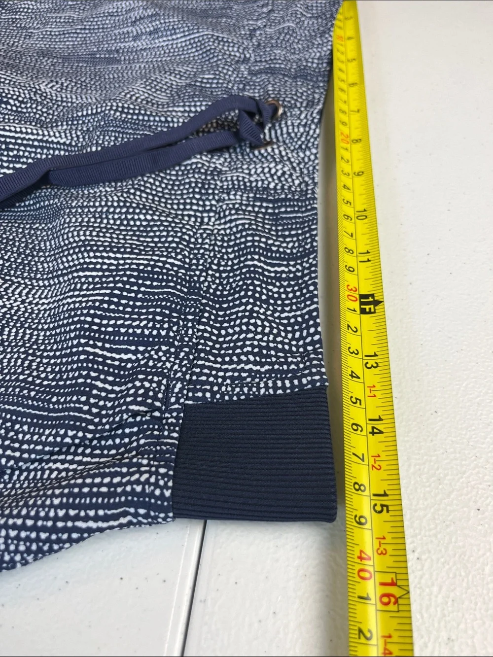 Athleta Midtown Stretch Blue and White Printed Skort